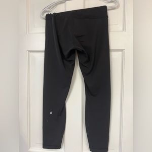 Lululemon Wunder Under training leggings size 8. EUC-worn once. SF dog friendly